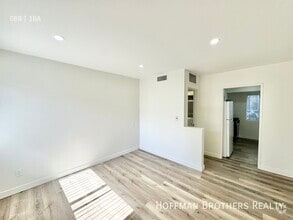 Building Photo - 475 E Foothill Blvd