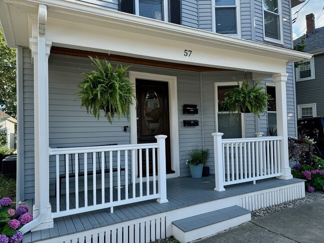 Building Photo - 57 Endicott St