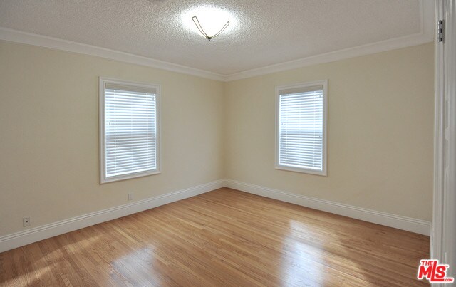 Foto del edificio - 1624 S Burnside Ave