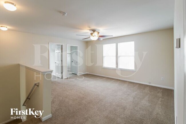 Foto del edificio - 224 Laurel Crest Way