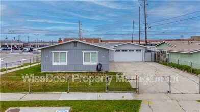 Building Photo - 1114 Stovall Ave