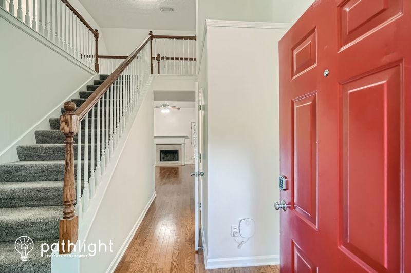 Foto principal - 315 Winthrop Dr