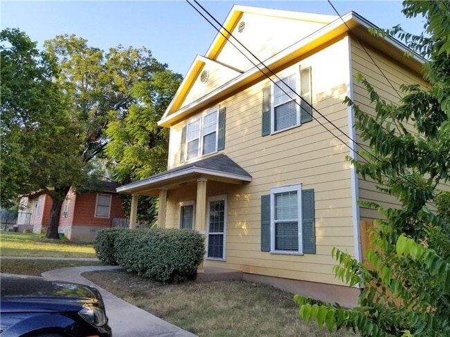 Photo - 1707 Chestnut Ave Unit B Townhome