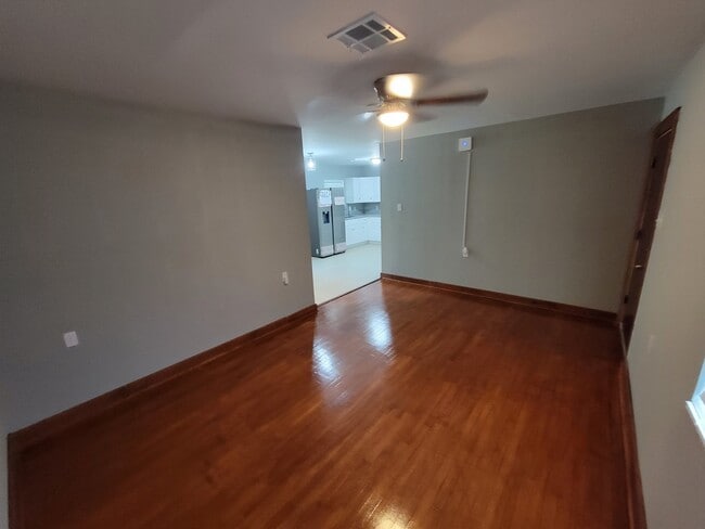 Foto del edificio - 5510 Groveton St