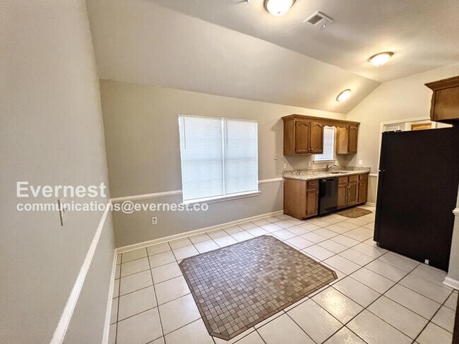 Foto del edificio - 7689 Ragland Pl