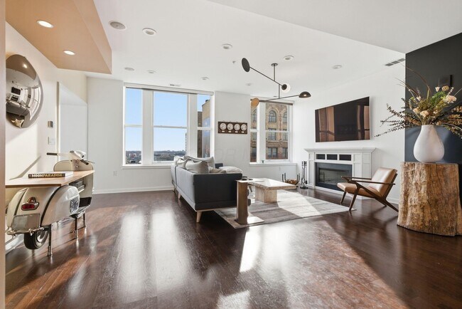 Foto del edificio - 145 N High St