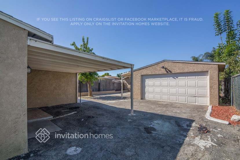 Foto del edificio - 2093 Goodall Ave