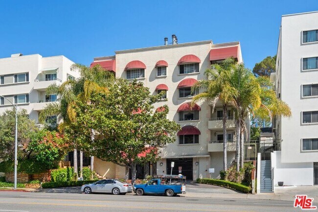 Foto del edificio - 10645 Wilshire Blvd