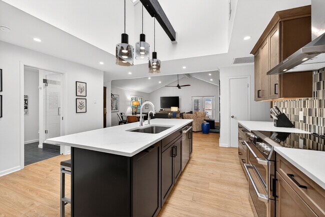 Foto del edificio - 9805 Airline Rd