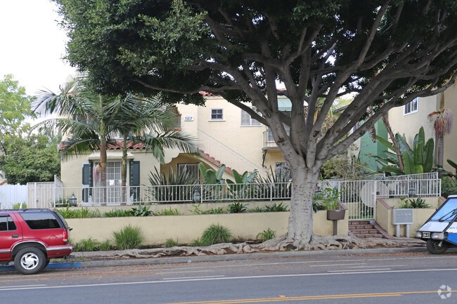 Building Photo - 1127 14th St