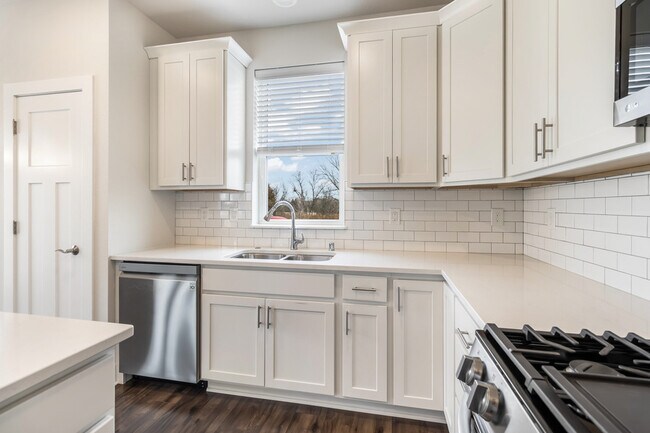 Building Photo - 3904 18th St