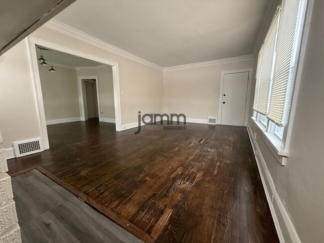 Building Photo - 3241 Kildare Rd