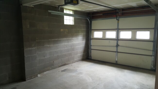 Building Photo - 577 Burroughs Street