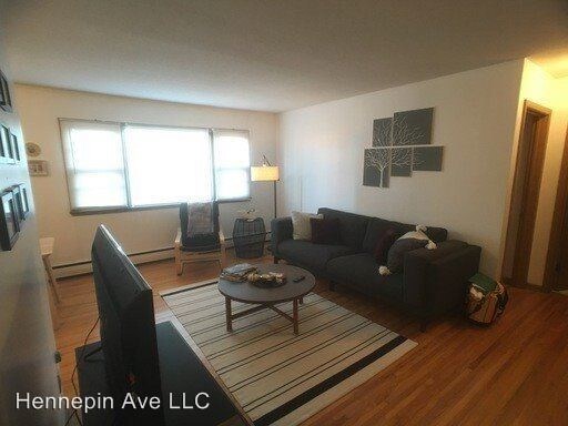 Building Photo - 3514 Hennepin Ave S