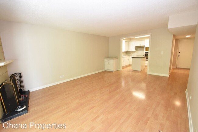 Foto del edificio - 2 br, 2 bath House - 1360 Shadow Lane Unit E