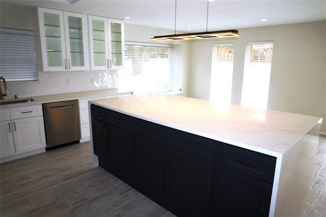 Foto del edificio - 2721 Timberleaf Dr