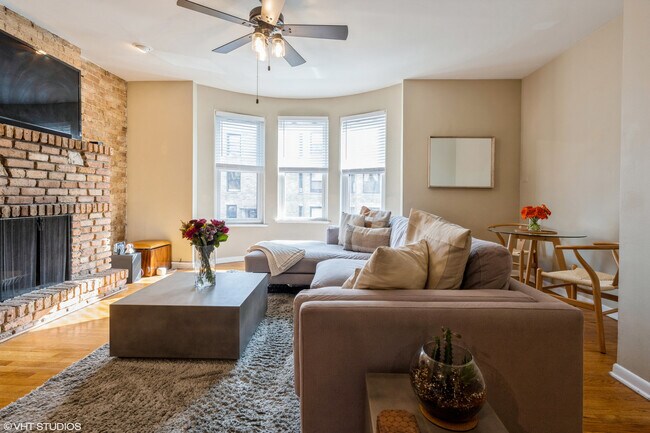 Foto del edificio - 2956 N Halsted St