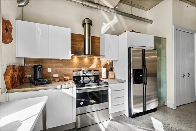 Foto del edificio - 425 N Andrews Ave