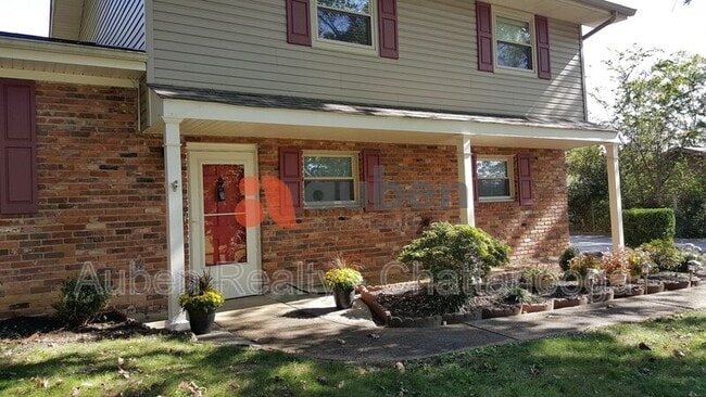 Building Photo - 809 Gloria Ln