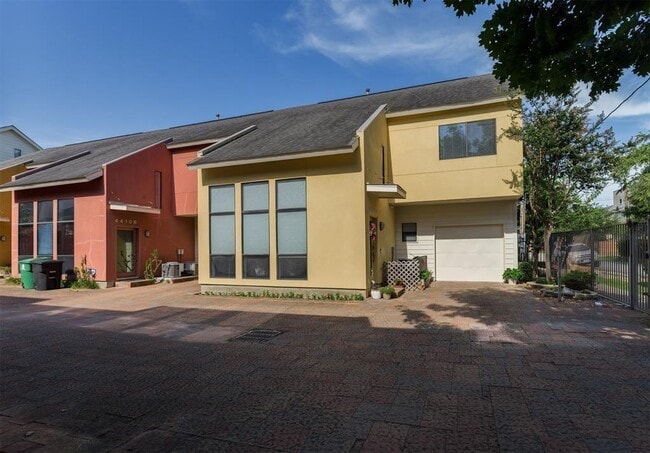 Building Photo - 4410 Koehler St