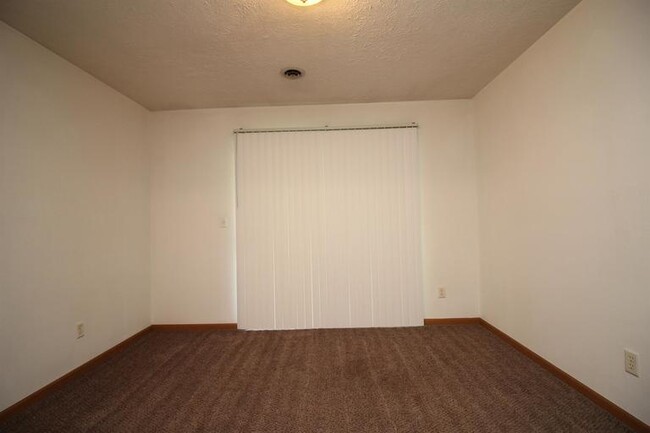 Building Photo - 2024 N Section St