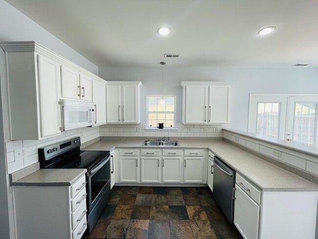 Foto del edificio - 3819 Fircrest Dr