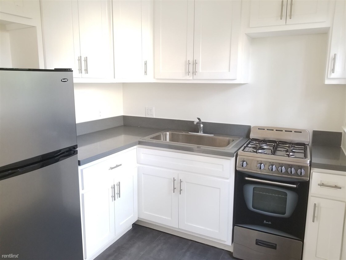 Foto principal - 3979 S Harvard Blvd