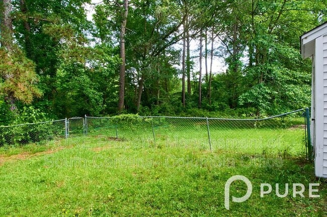 Building Photo - 144 Springwoods Lake Dr