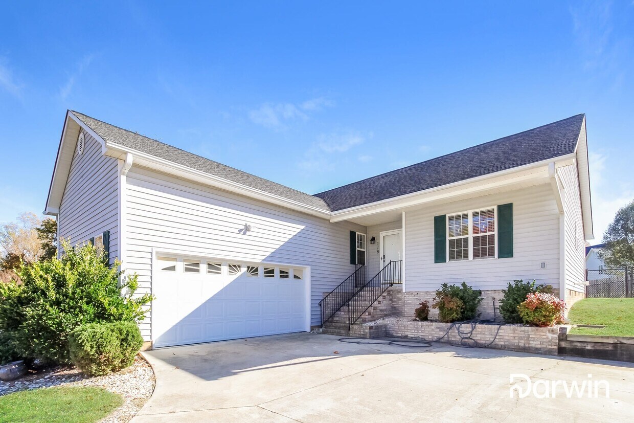 115 Summerside Court, Winston Salem, NC 27107 House Rental in Winston