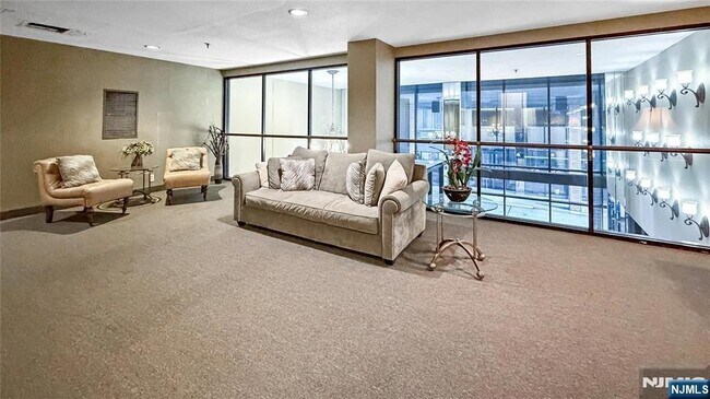 Foto del edificio - 326 Prospect Ave