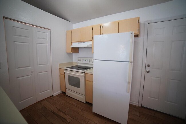 Foto del edificio - 6315 S Placid Pl