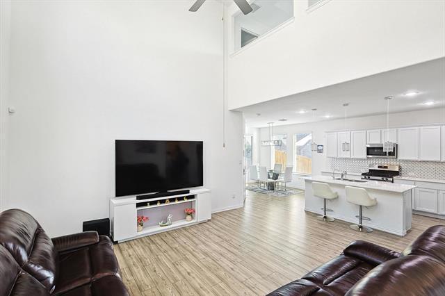 Building Photo - 1602 Vada Ln