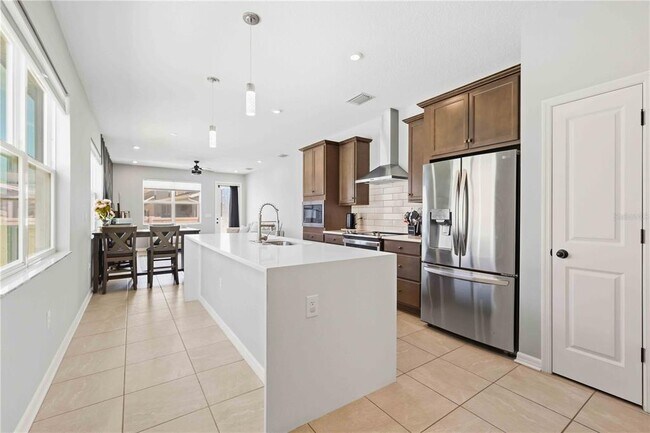 Building Photo - 4608 Birdsong Dr