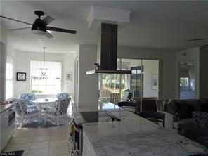 Primary Photo - 562 Laguna Royale Blvd