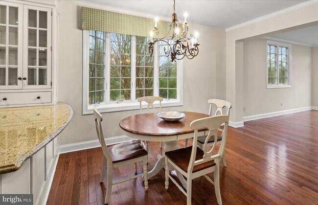 Foto del edificio - 12 Windermere Way