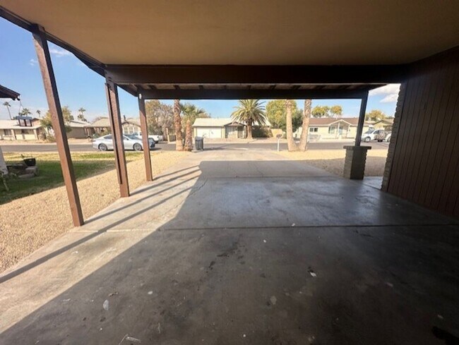 Foto del edificio - TEMPE HOME FOR LEASE