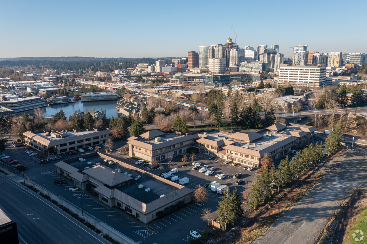 La construcción de al de febrero de 2022 - 1425 120th Ave NE