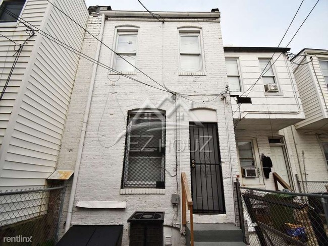 Building Photo - 2 br, 1 bath House - 803 N Lakewood Ave