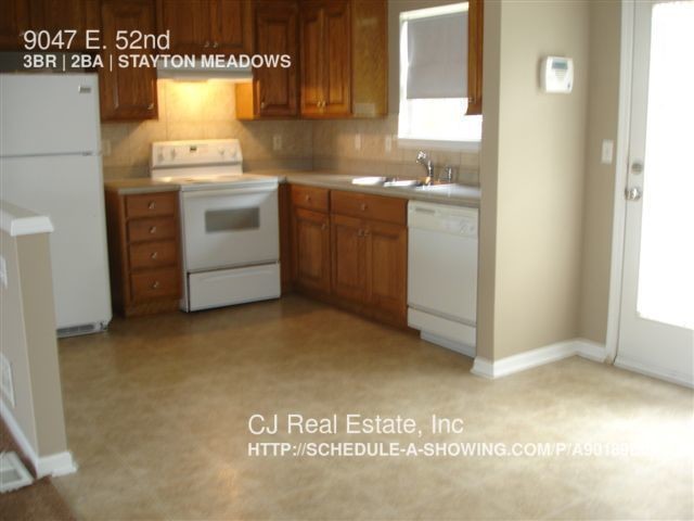 Foto del edificio - 9047 E 52nd St