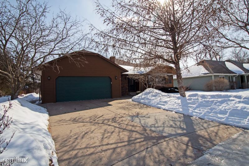 Primary Photo - 3 br, 2 bath House - 14 Clover Ct