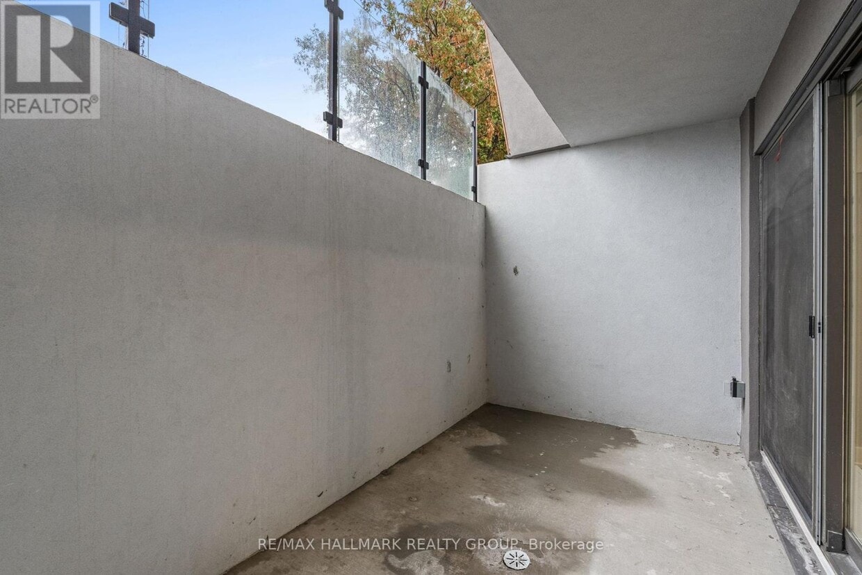 Building Photo - 886 Byron Ave