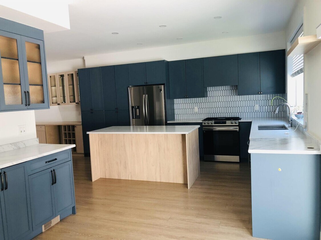 Photo principale - 14355-62 62 Ave