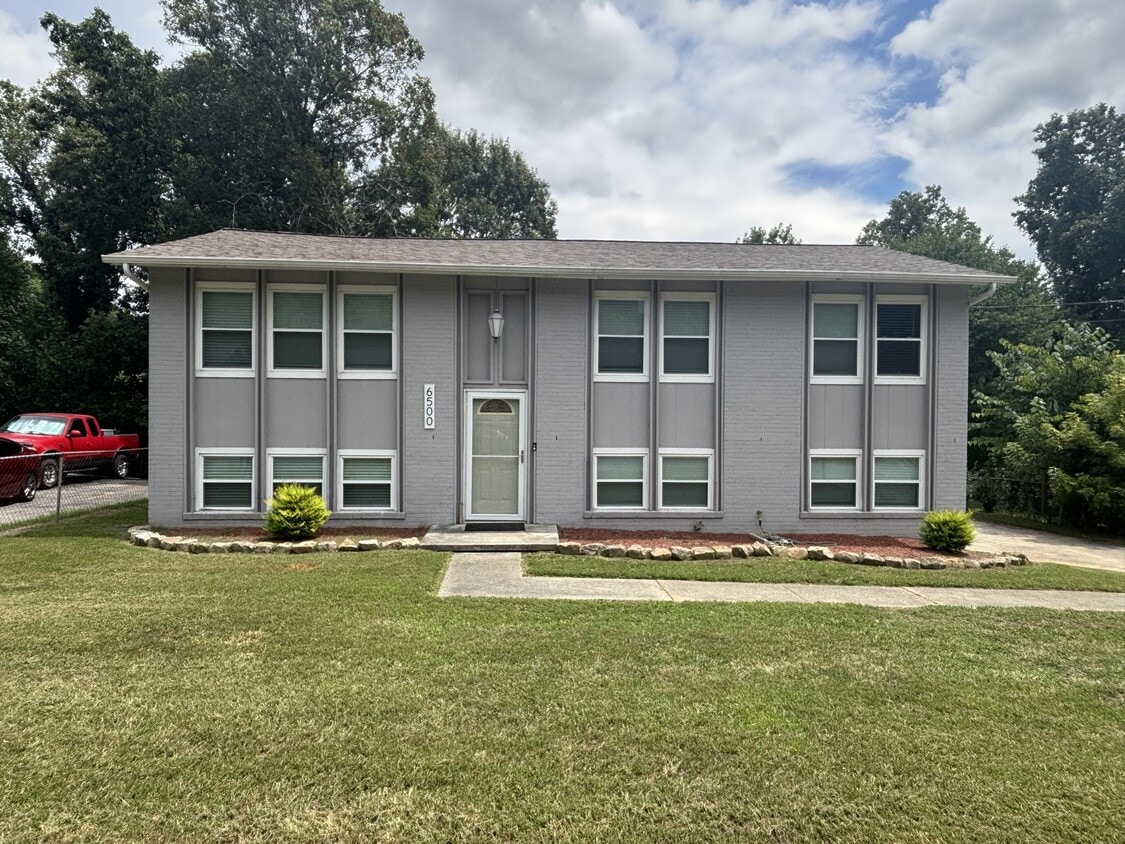 Photo - 6500 Shrewsbury Dr NW (Knoxville, TN)