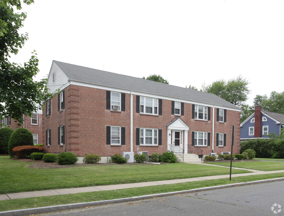 Building Photo - Farmington Avenue Commons