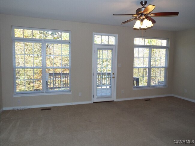 Foto del edificio - 11471 Abbots Cross Ln
