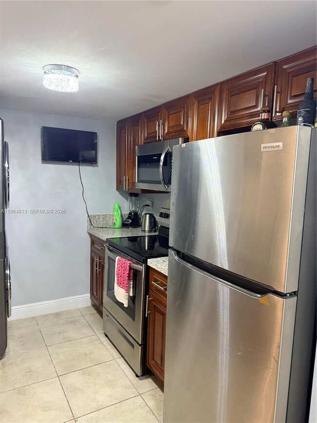 Foto del edificio - 1955 NW 5th Pl