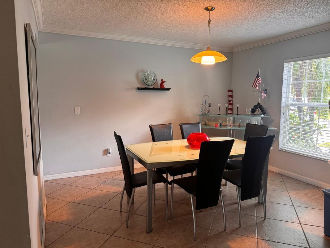 Foto principal - 14328 Abington Heights Dr