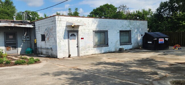 Building Photo - 5419 Harriet Ave