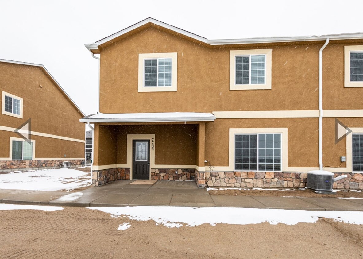 7743 Sand Lake Heights, Colorado Springs, CO 80908 Townhome Rentals