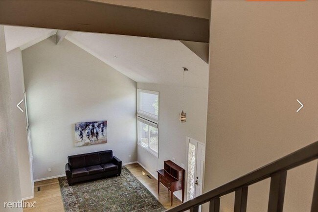 Building Photo - 3 br, 2.5 bath House - 715 Wildrose Way